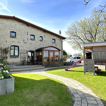 Nossentiner Huette Behindertengerechte Ferienwohnung المظهر الخارجي الصورة